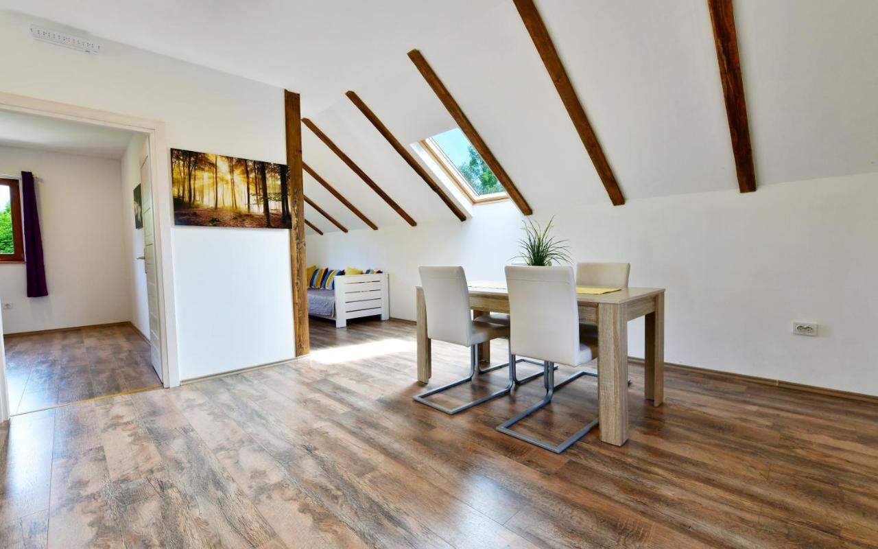 Apartman Doris Rakovica Esterno foto