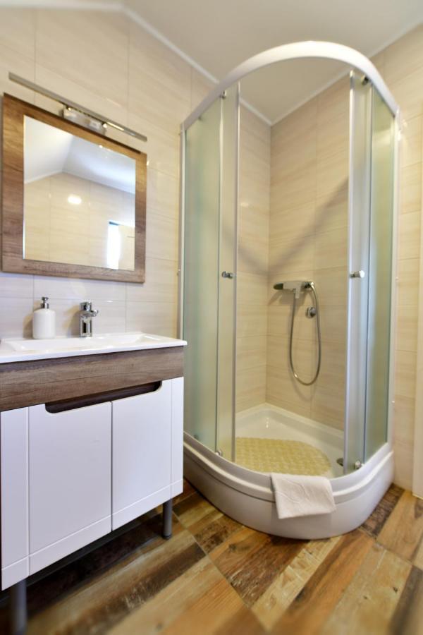 Apartman Doris Rakovica Esterno foto