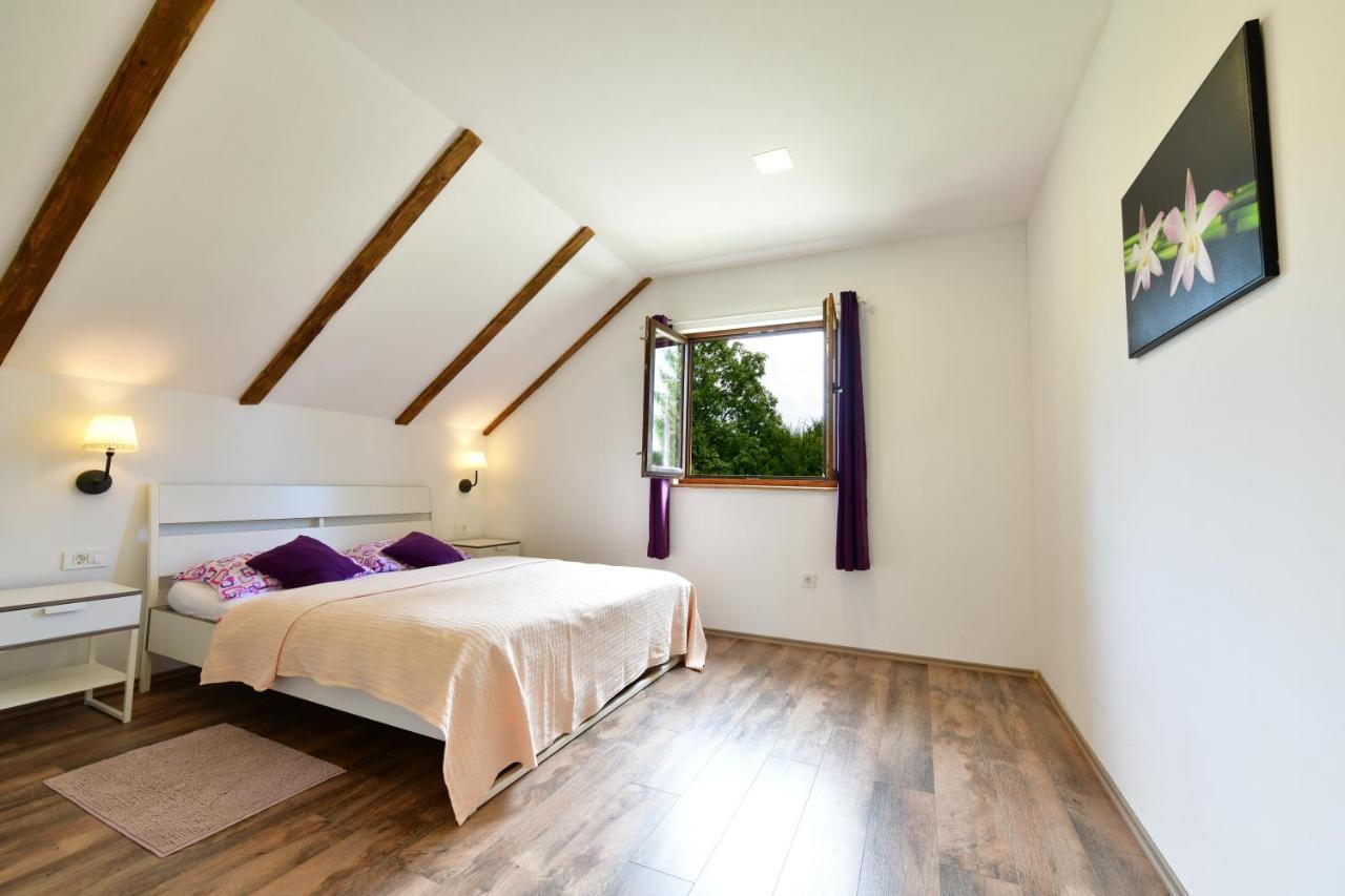 Apartman Doris Rakovica Esterno foto